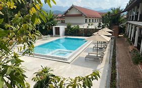 Vangsavath Hotel