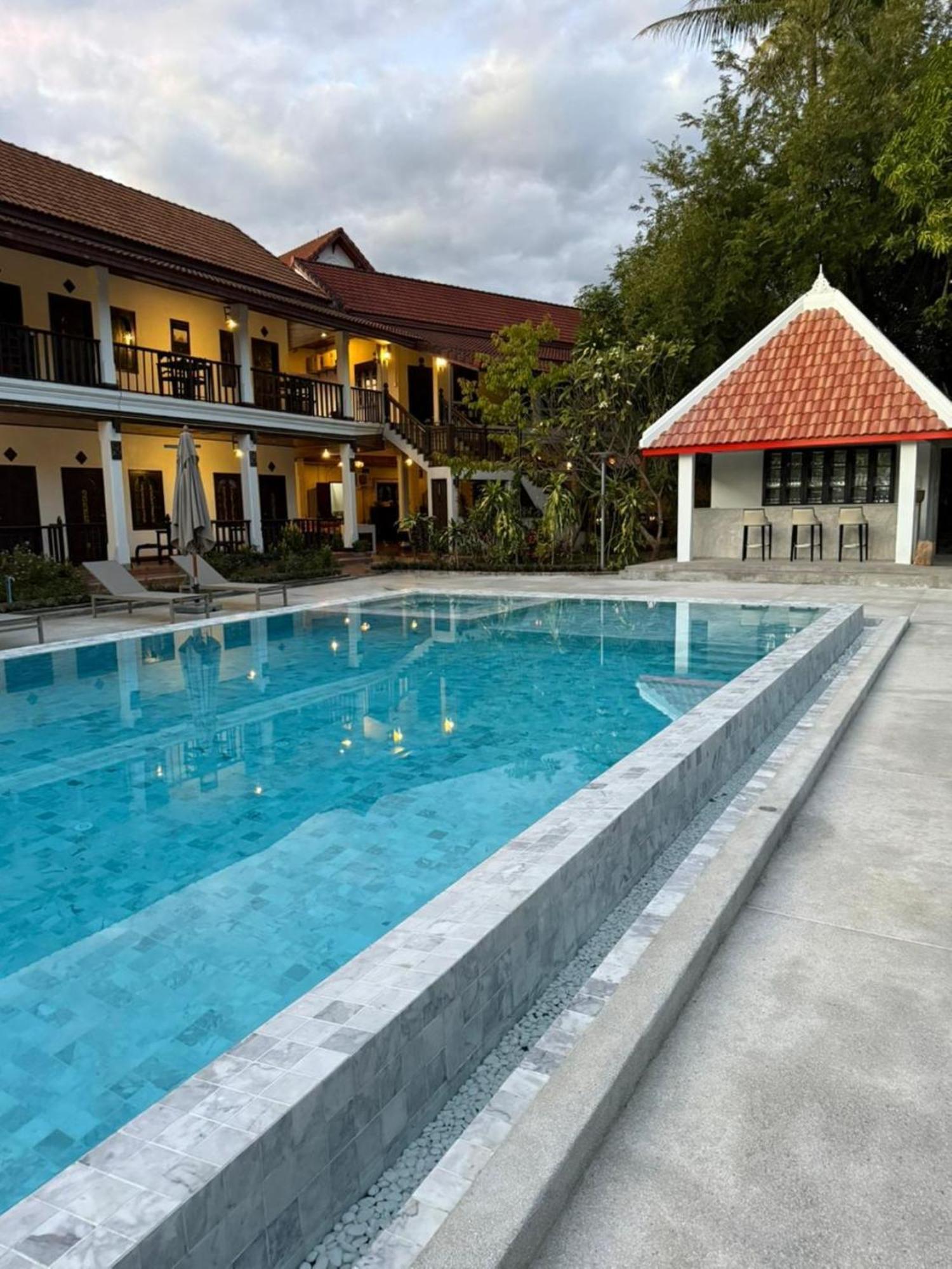 Vangsavath Hotel Luang Prabang Extérieur photo